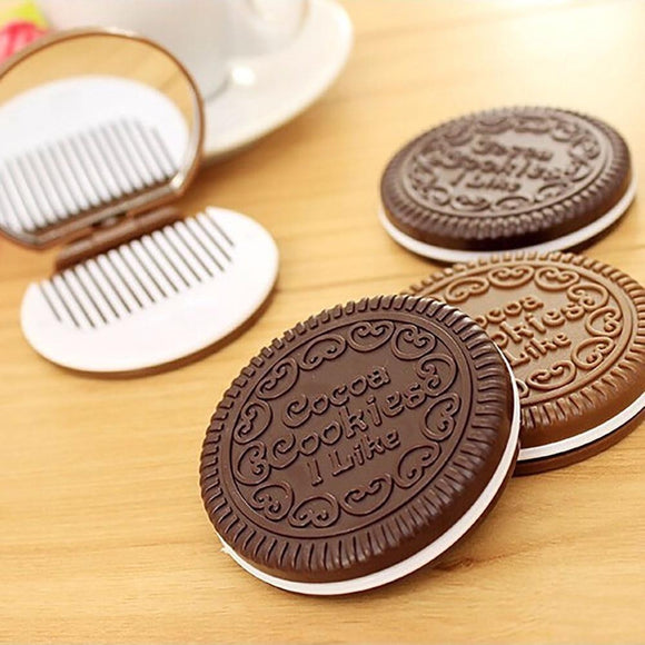 Fashion Design Makeup Mirror